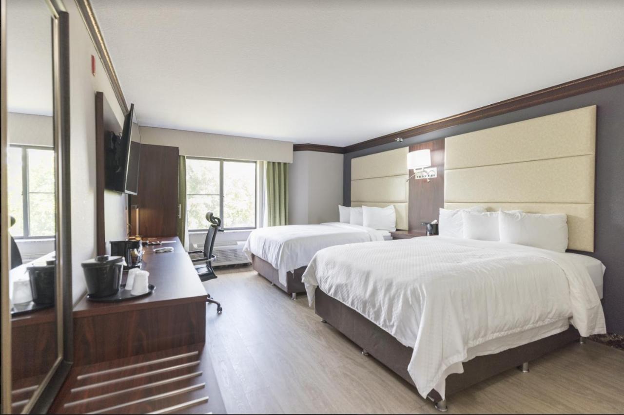 The Leo Collection Detroit, Ascend Hotel Collection Lincoln Park Exteriör bild