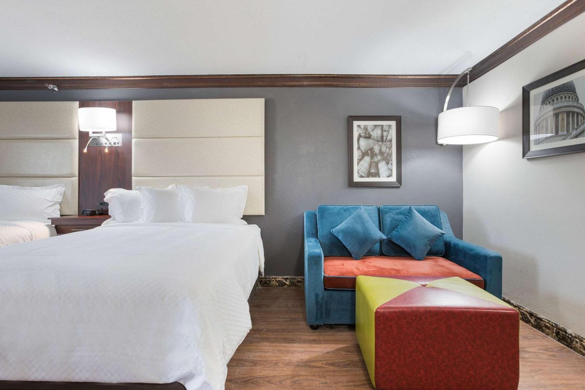 The Leo Collection Detroit, Ascend Hotel Collection Lincoln Park Exteriör bild